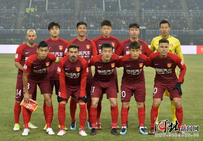 河北华夏幸福客场憾负，中超排名逐渐下滑