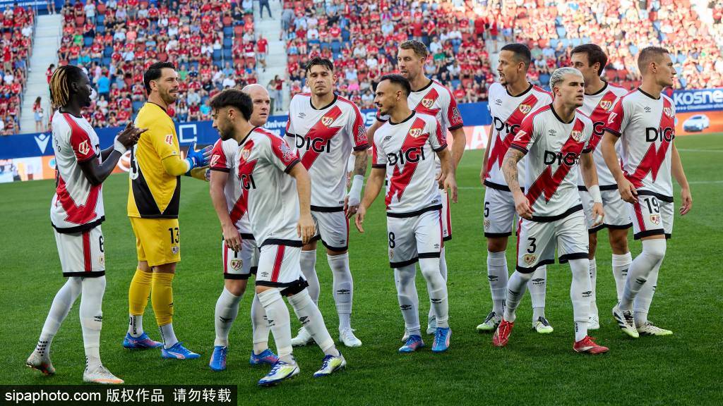 马赛逆转瓦伦西亚，德利赫特送出助攻的简单介绍